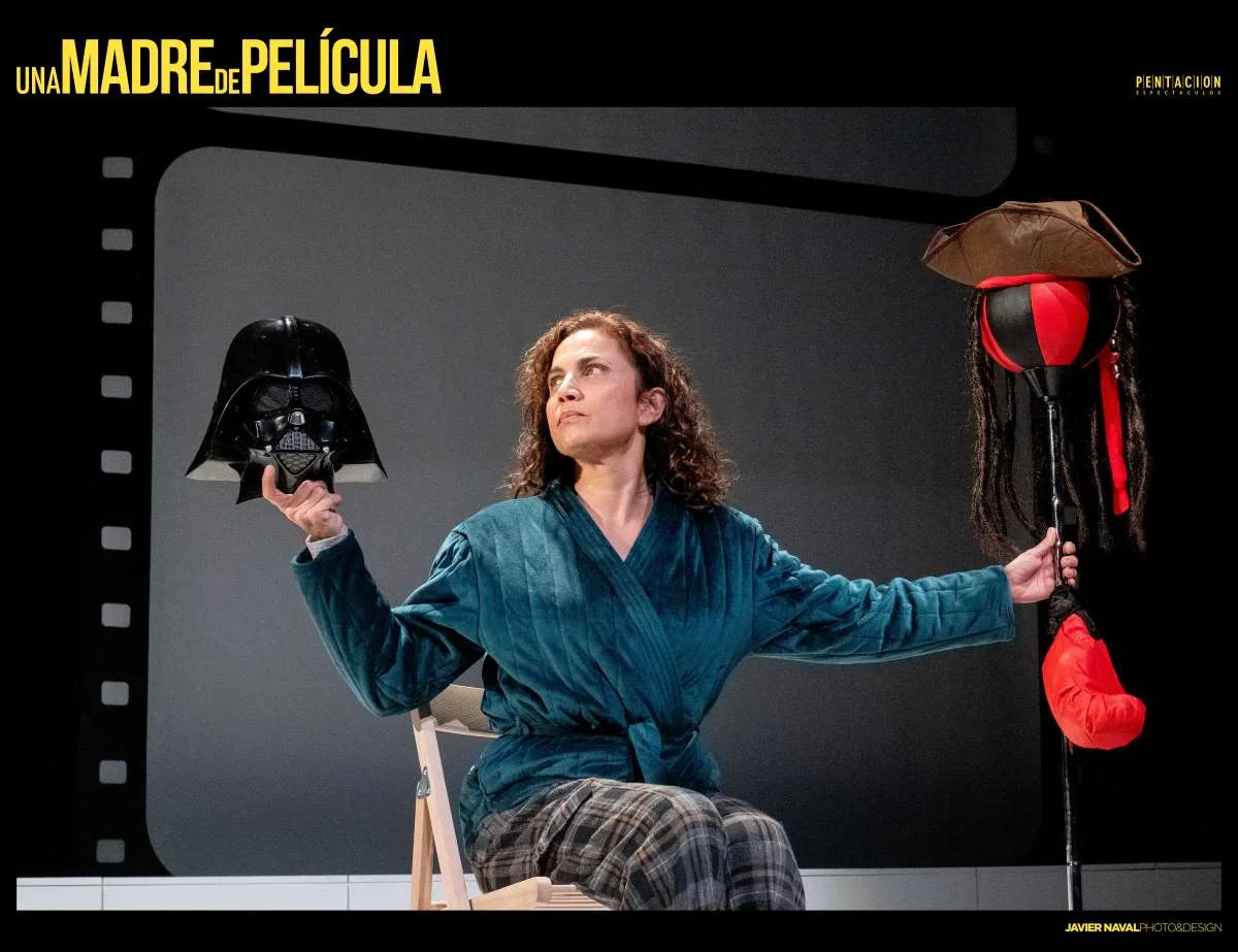 Una madre de película: Toni Acosta, irresistible en Madrid Una madre de película: Toni Acosta. Momento de la obra.